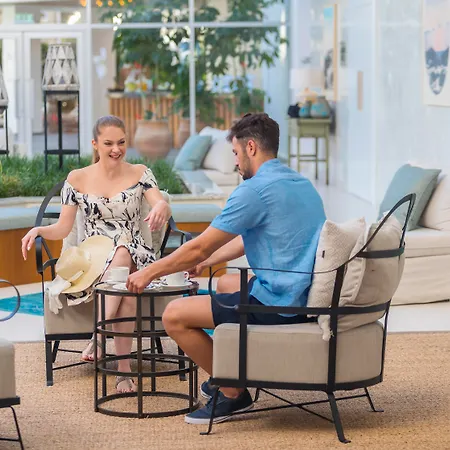 Leonardo Plaza Cypria Maris Beach Hotel & Spa (Adults Only)-3